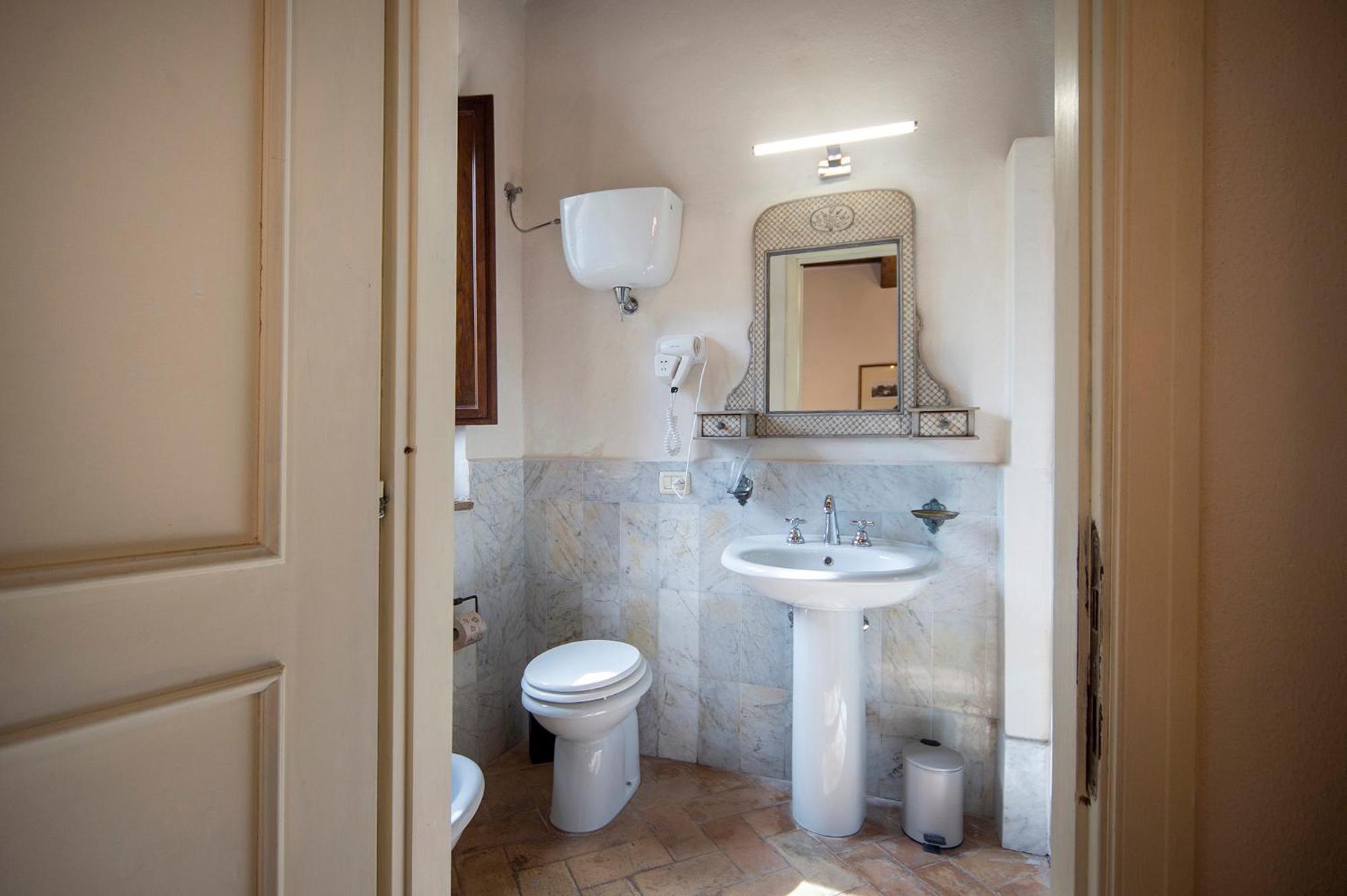 La Maesta Antica Dimora Di Campagna Villa Foligno Room photo